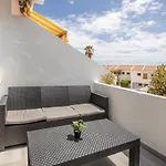 Garden Pool And Sea View By Lovetene * 阿德耶